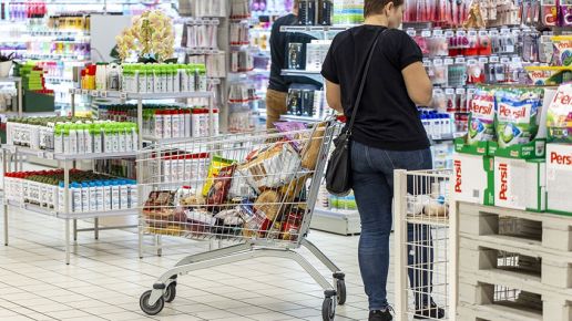 Przed świętami ma być stabilnie. Jednak relacje Europy z Trumpem mogą wkrótce zachwiać cenami w sklepach