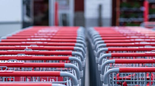 Sklepy kuszą Polaków coraz większą  liczbą promocji. Wzrost rok do roku jest dwucyfrowy