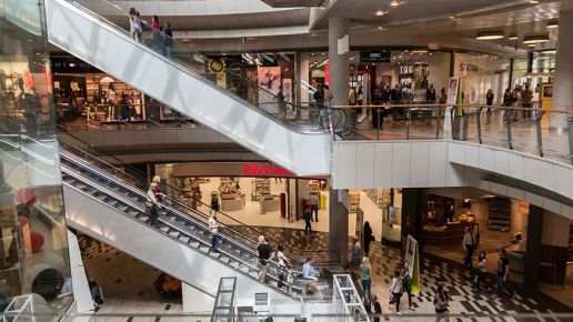 Maleje ruch i ubywa klientów w galeriach i centrach handlowych. Branża zalicza znaczące spadki