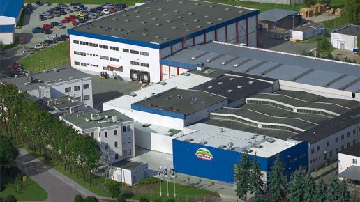 63,7% mniej emisji gazów cieplarnianych – Hochland Polska prezentuje raport zrównoważonego rozwoju