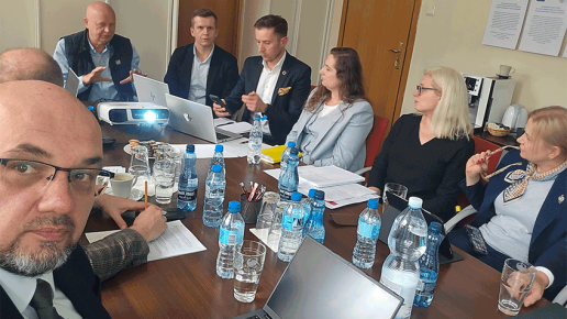 Polski sektor mleczarski nie ma jednolitej metodyki liczenia śladu węglowego