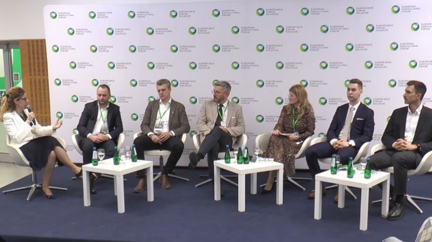 Młodzi rolnicy to przyszłość polskiej wsi. O innowacjach, przedsiębiorczości i odwadze podczas panelu dyskusyjnego