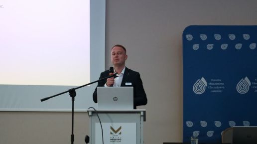 Multivac - Paweł Sobieszczański