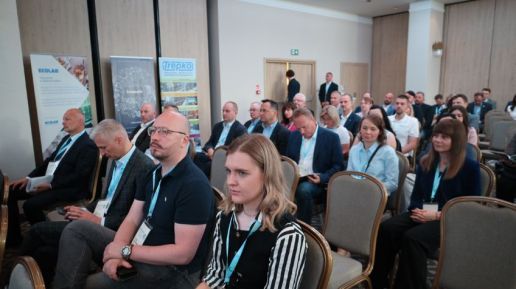 uczestnicy sympozjum